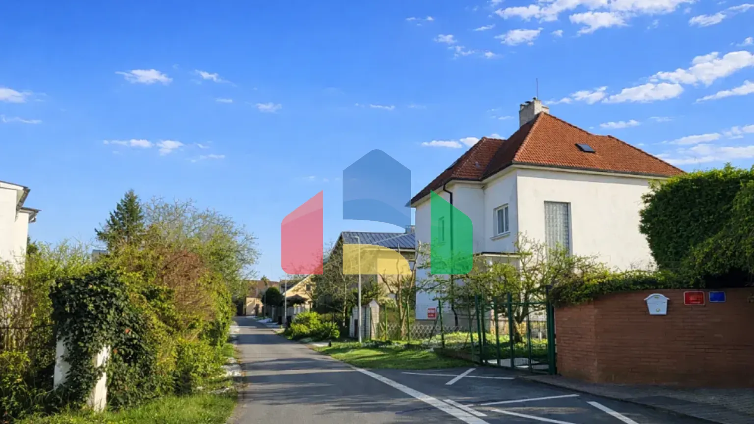 На продажу другие земельные участки 475 m²