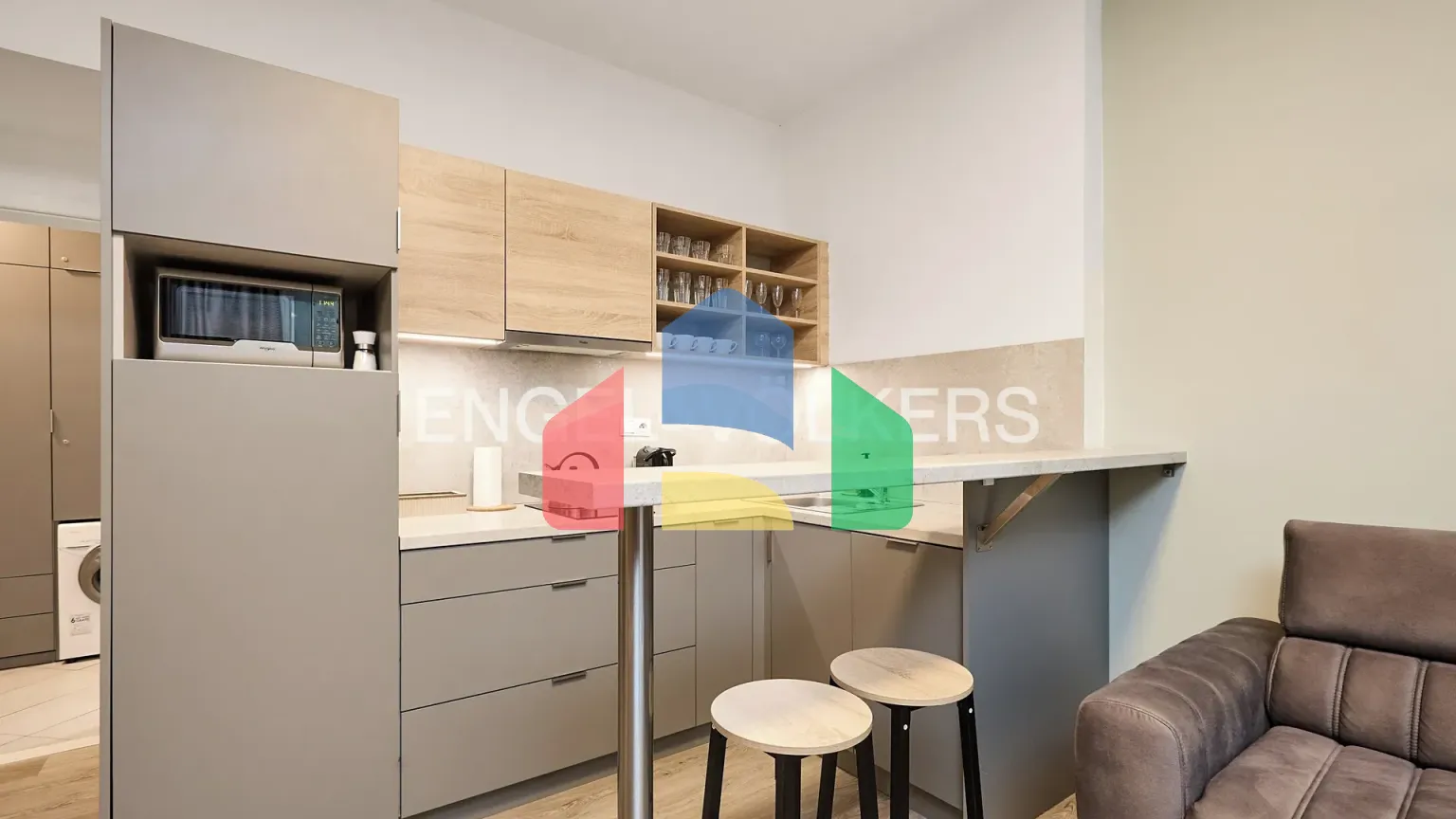 На продажу другие объекты коммерческой недвижимости 34 m²