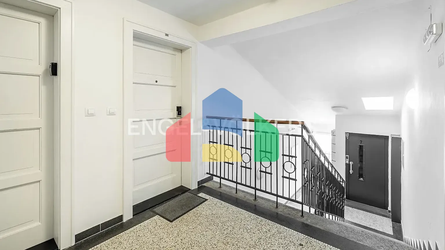 На продажу другие объекты коммерческой недвижимости 34 m²