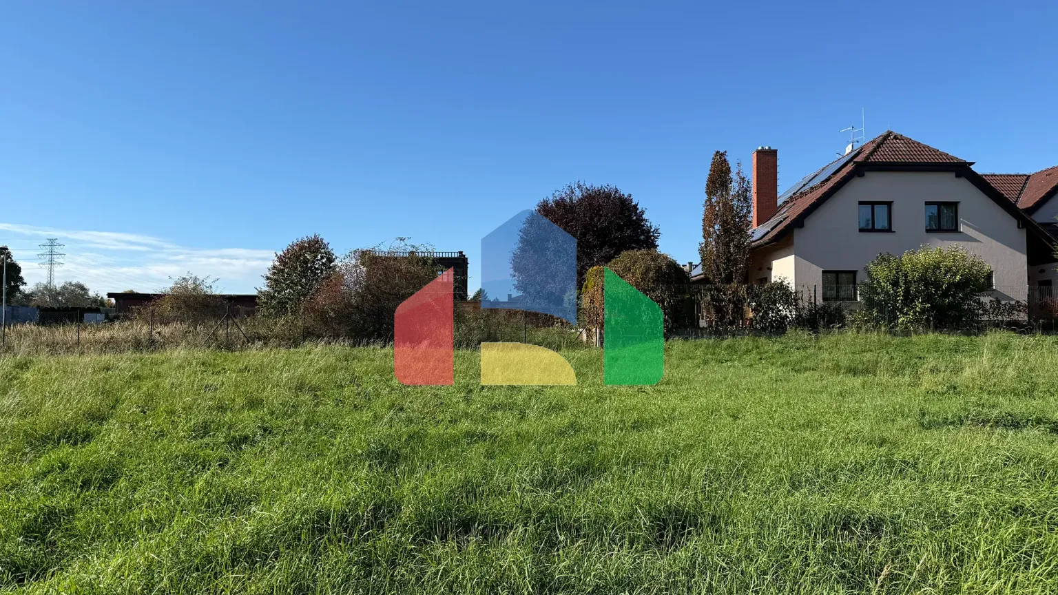 На продажу участки под строительство 1214 m²