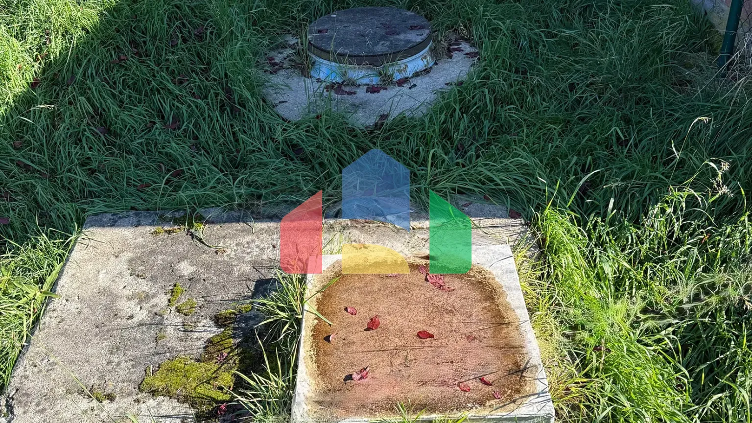 На продажу участки под строительство 1214 m²