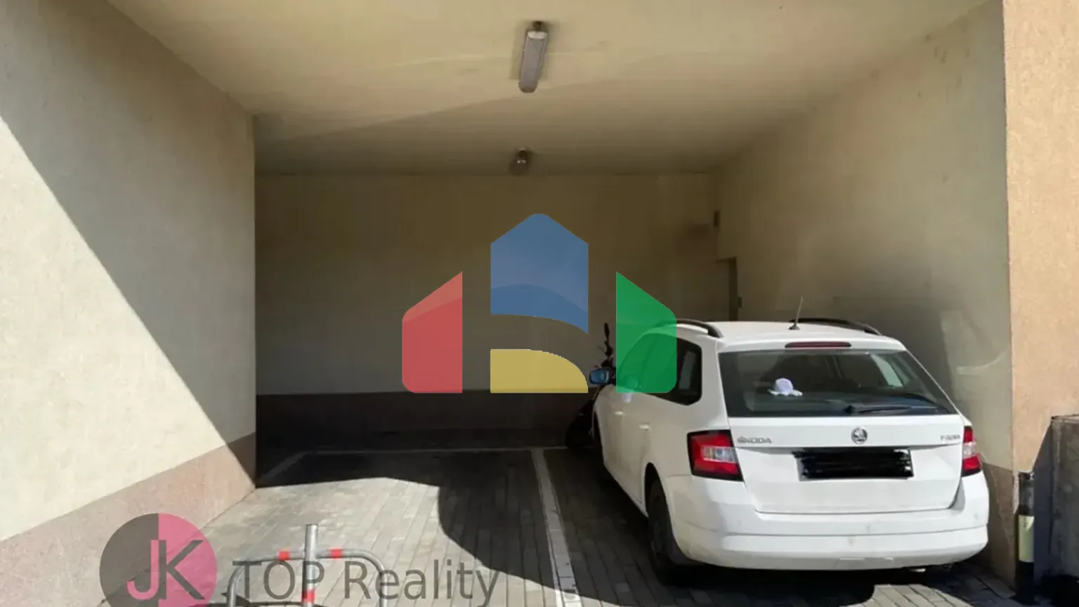 На продажу гаражи 25 m²