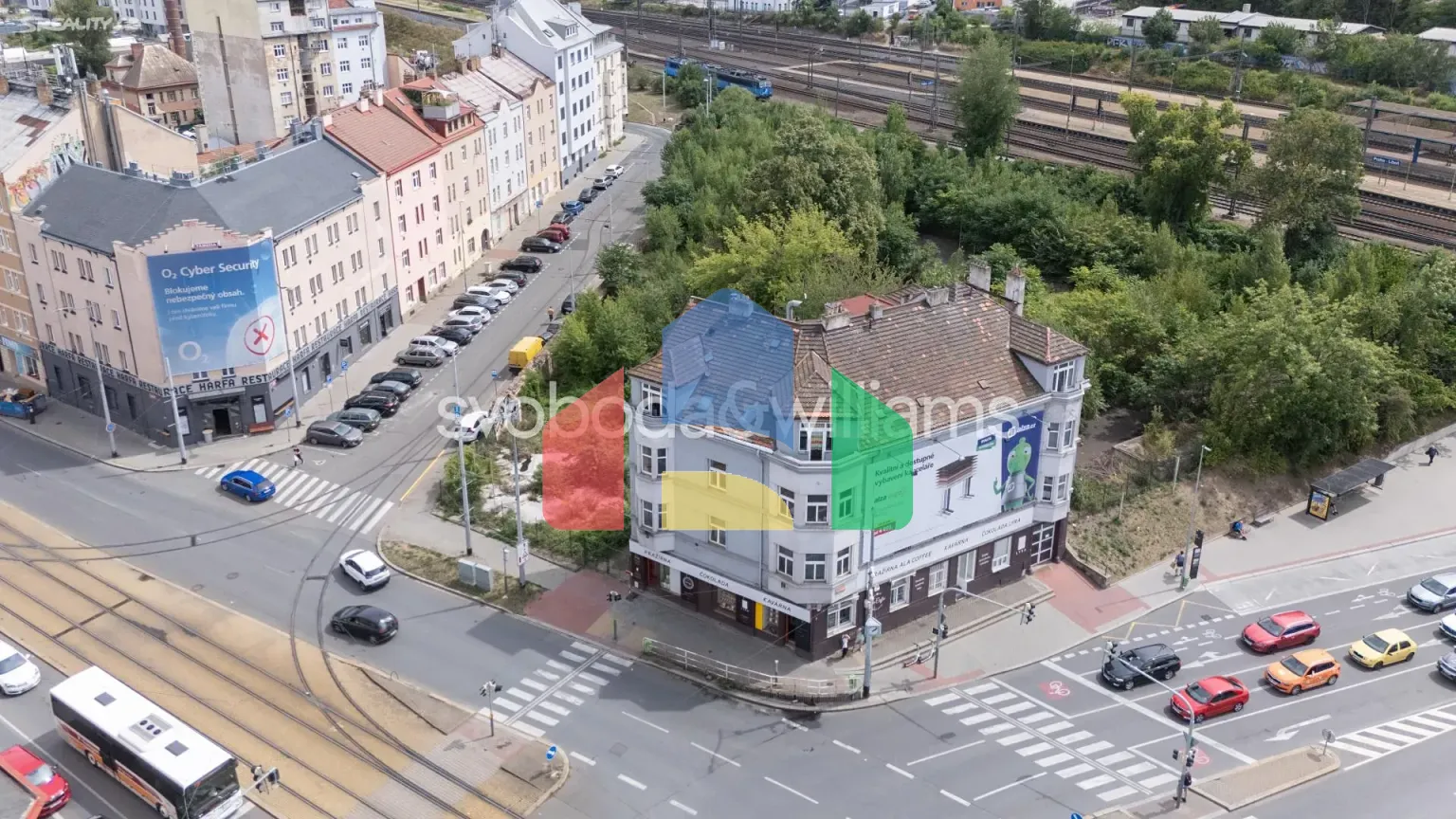 На продажу многоквартирные дома 939 m²