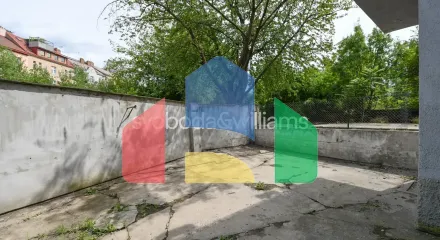 На продажу многоквартирные дома 939 m²