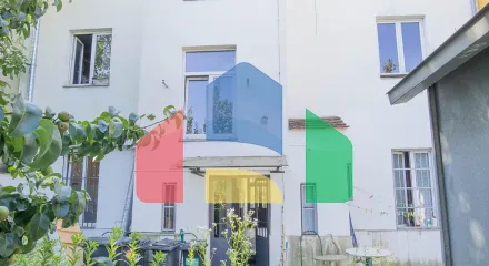 На продажу многоквартирные дома 300 m²