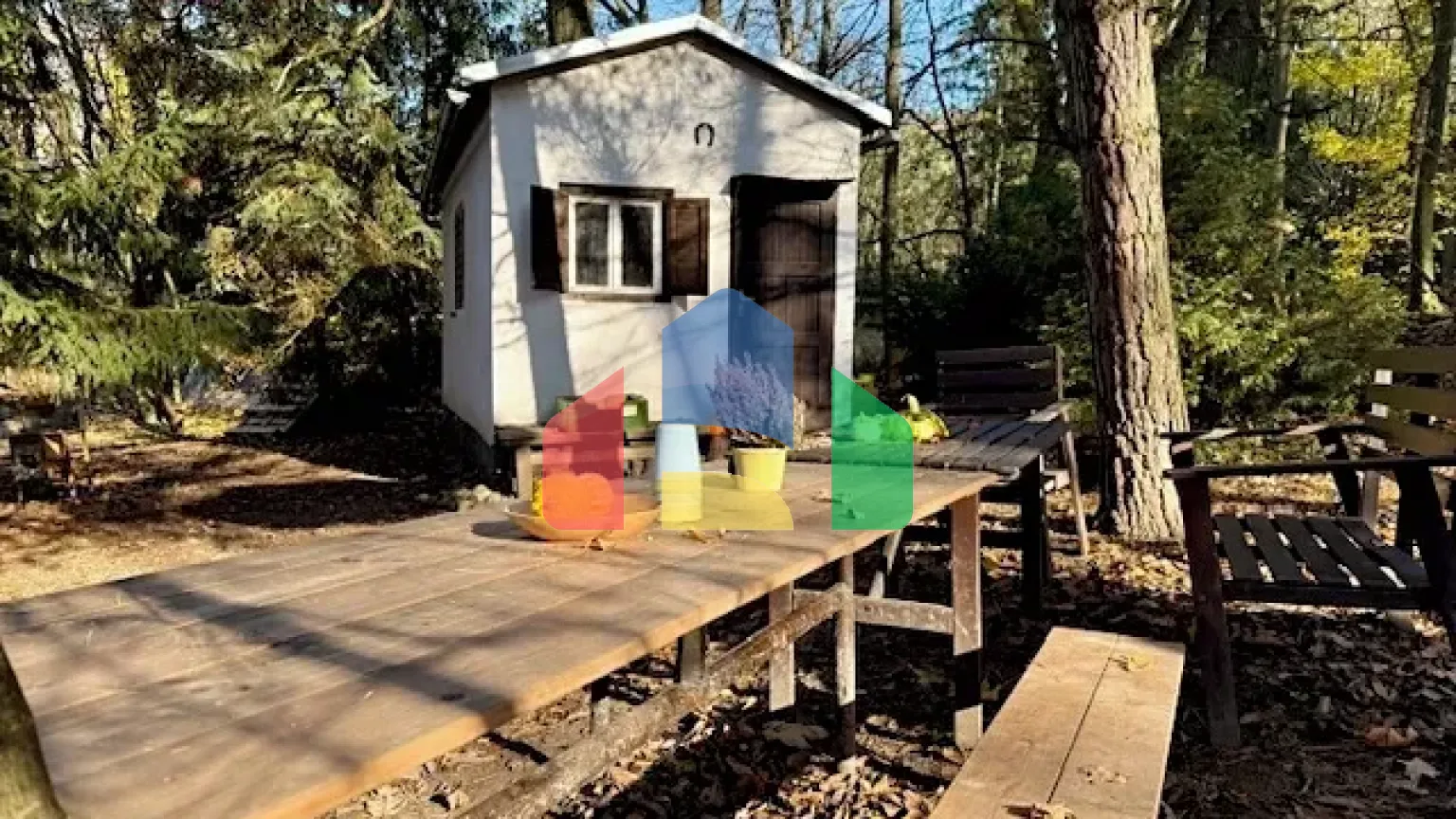 На продажу сады 1217 m²