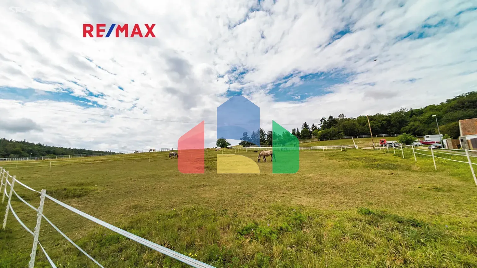 На продажу сады 1217 m²