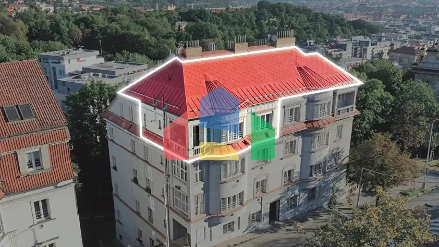 На продажу чердаки 231 m²