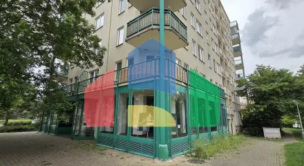 На продажу торговые помещения 251 m²