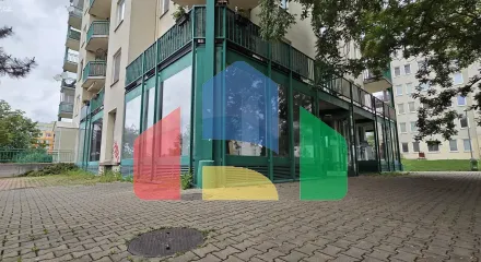 На продажу торговые помещения 251 m²