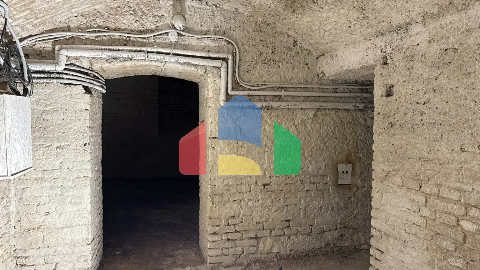 На продажу другие объекты коммерческой недвижимости 160 m²