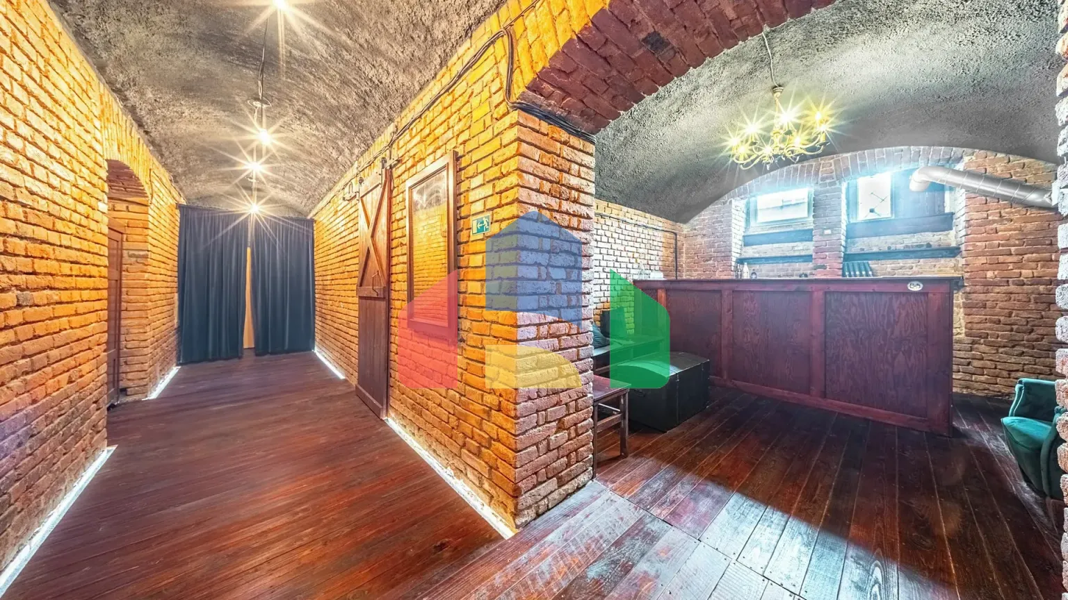 На продажу торговые помещения 95 m²