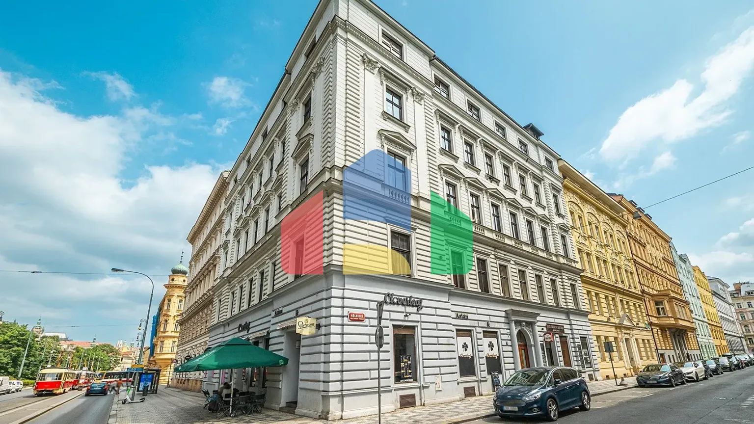 На продажу торговые помещения 95 m²