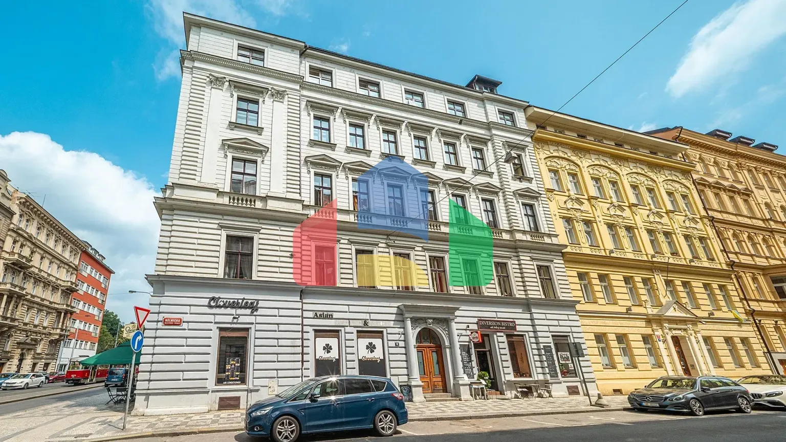 На продажу торговые помещения 95 m²