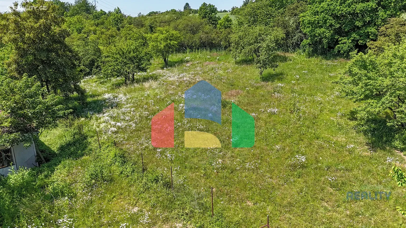 На продажу сады 10599 m²