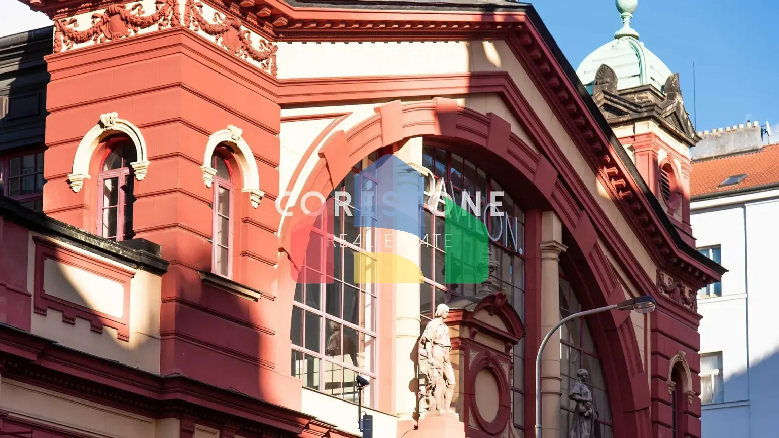 На продажу многоквартирные дома 1650 m²