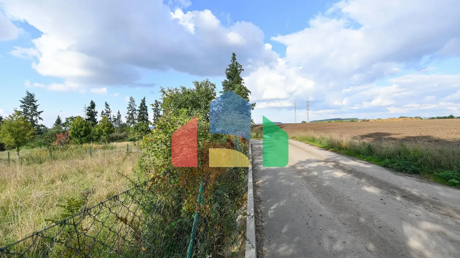 На продажу участки под строительство 15141 m²