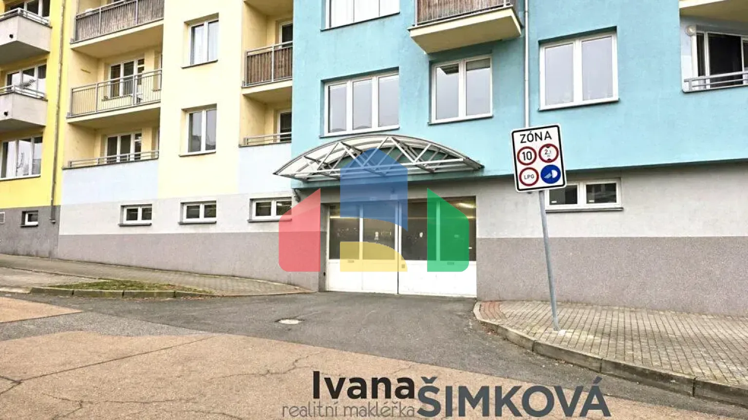 На продажу парковки 12 m²