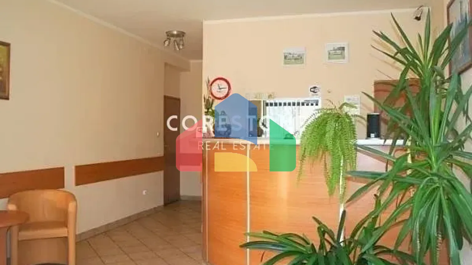 На продажу отели, гостиницы 1350 m²