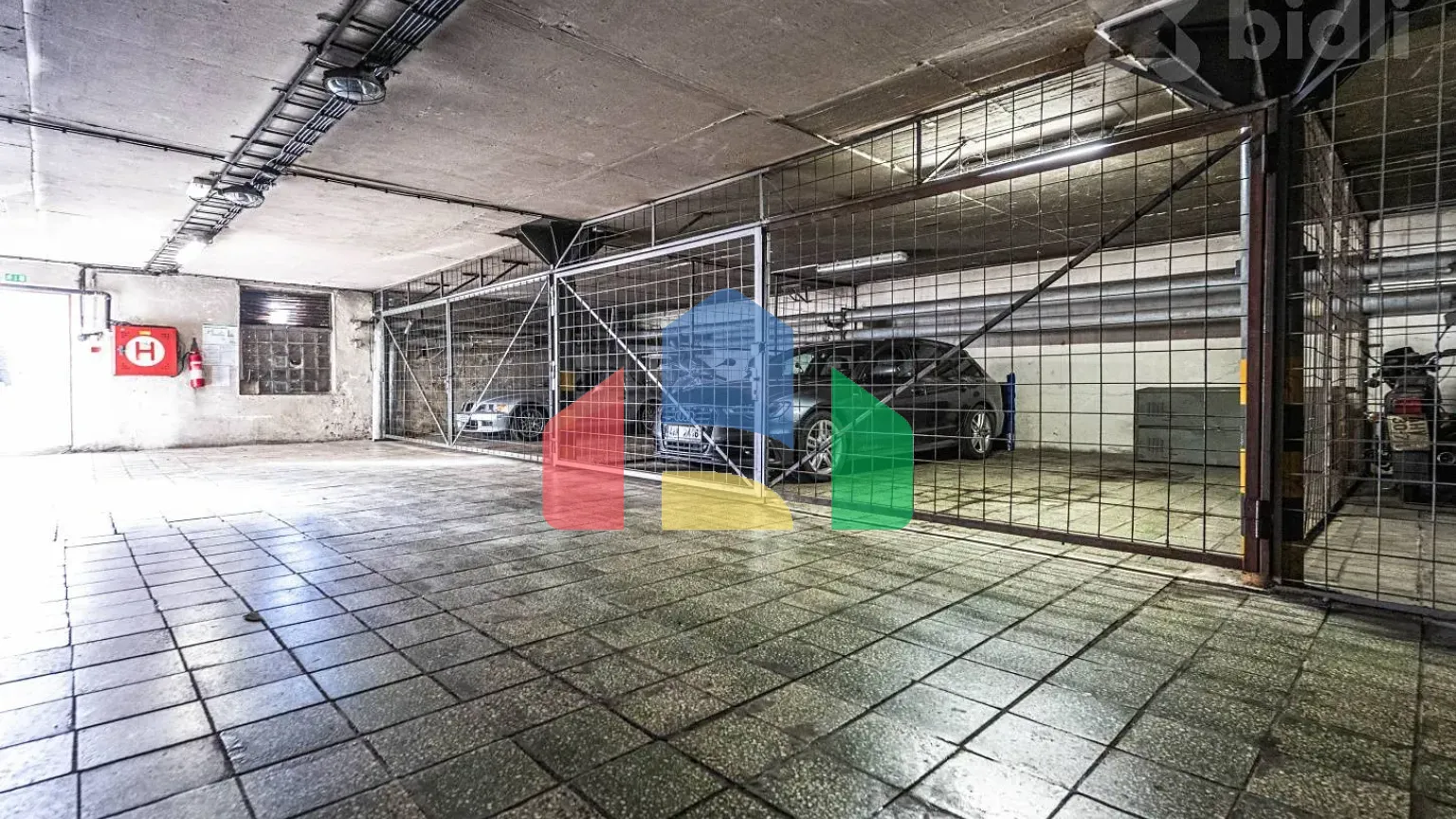 На продажу парковки 17 m²