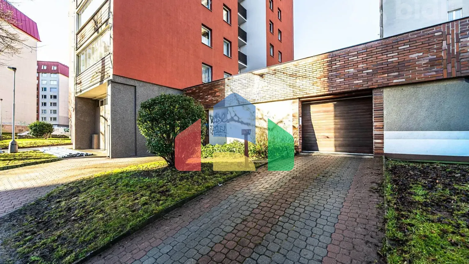 На продажу парковки 17 m²