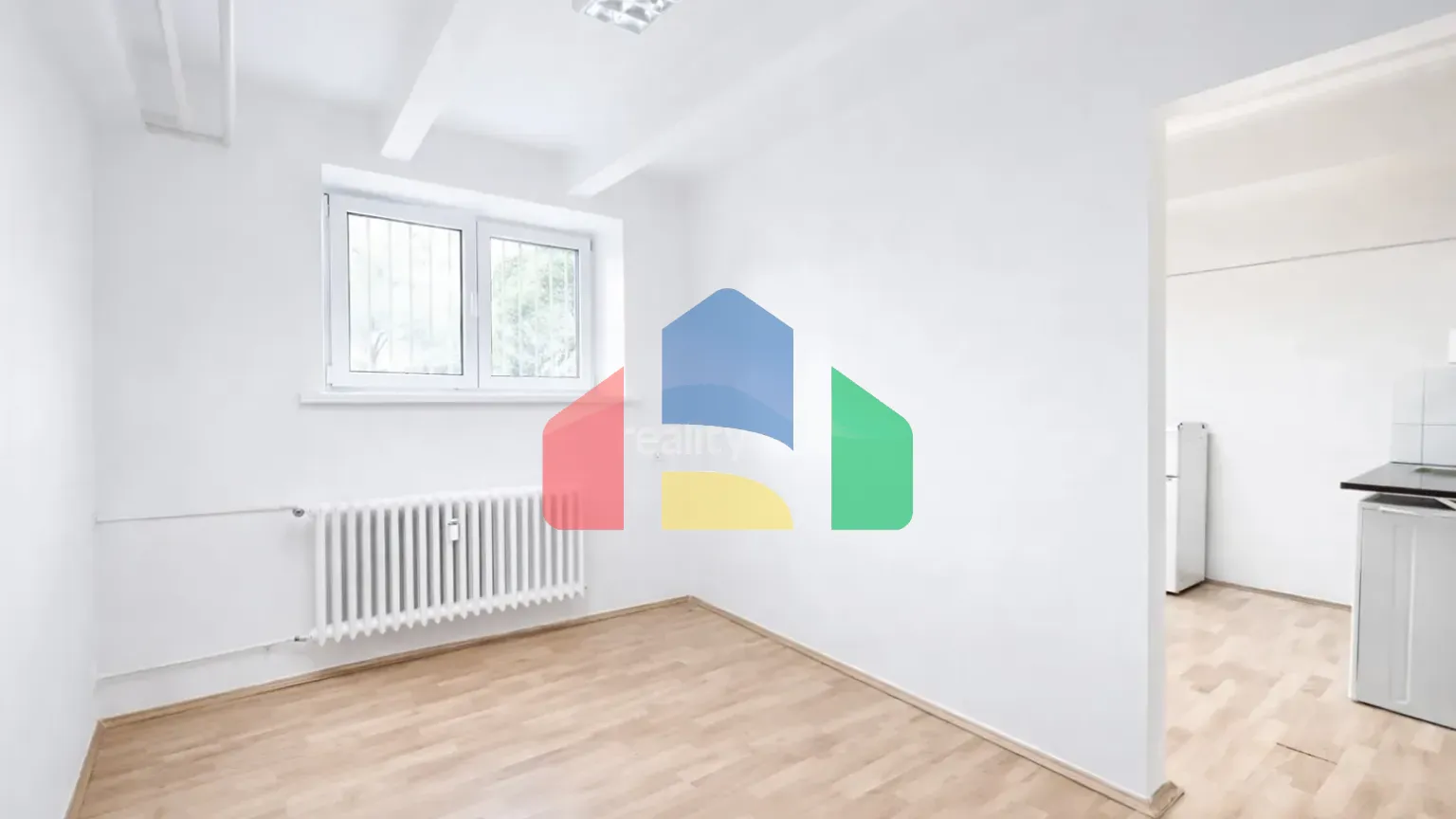 На продажу другие объекты коммерческой недвижимости 24 m²