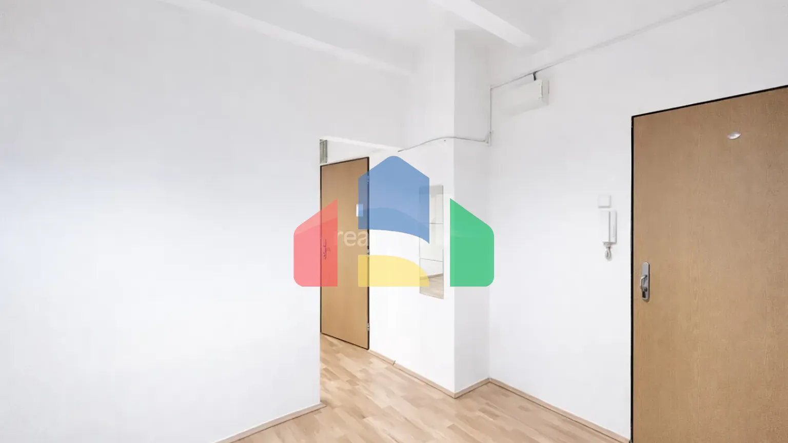 На продажу другие объекты коммерческой недвижимости 24 m²