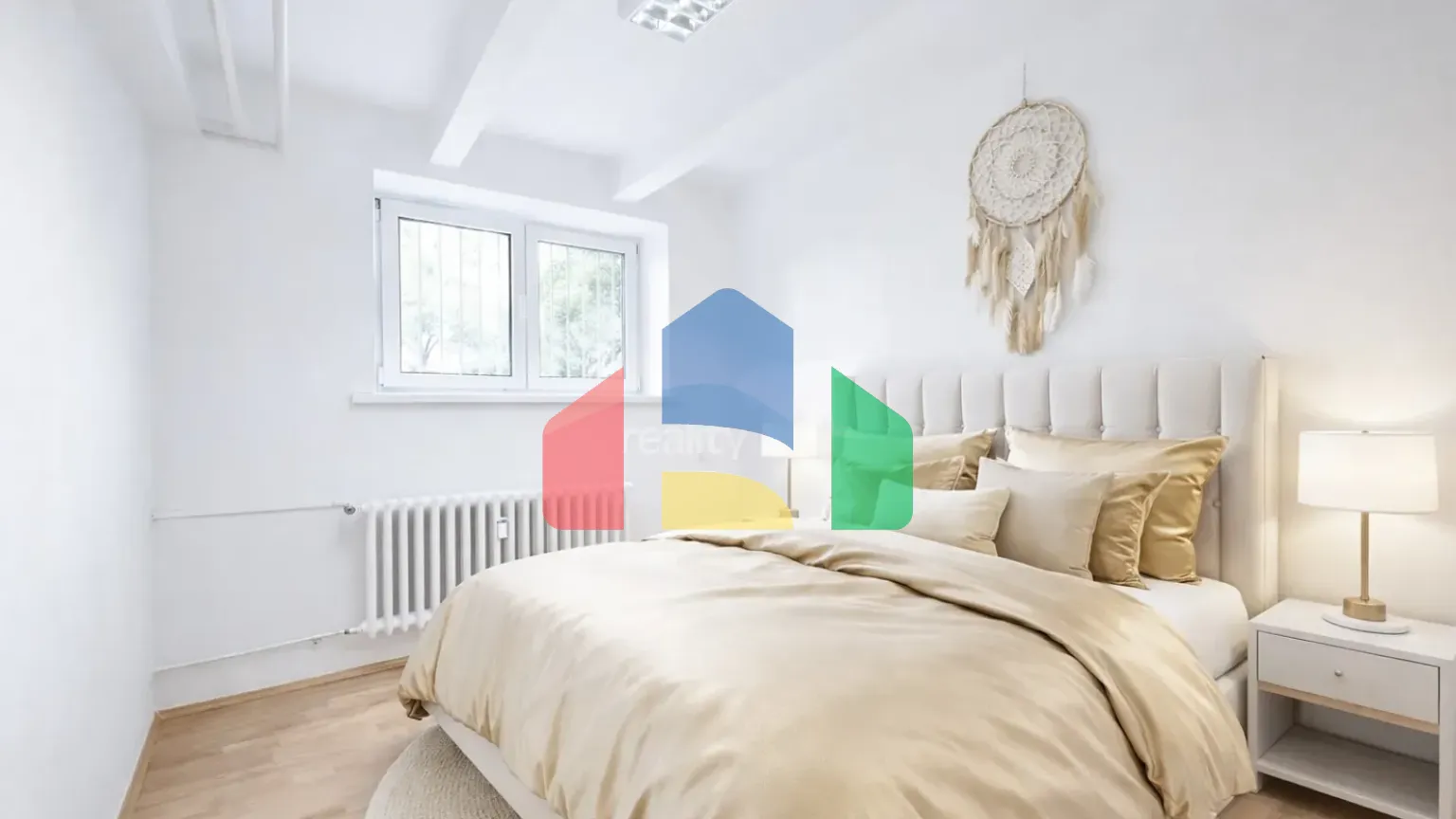 На продажу другие объекты коммерческой недвижимости 24 m²