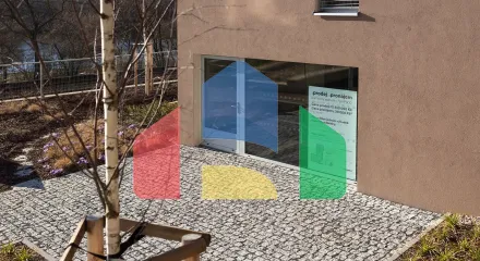 На продажу торговые помещения 135 m²