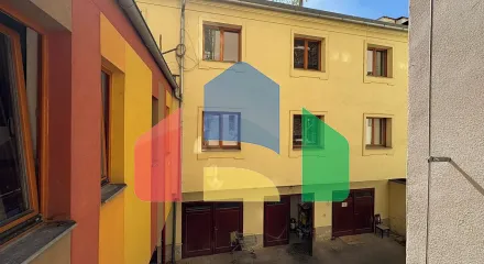 На продажу гаражи 15 m²