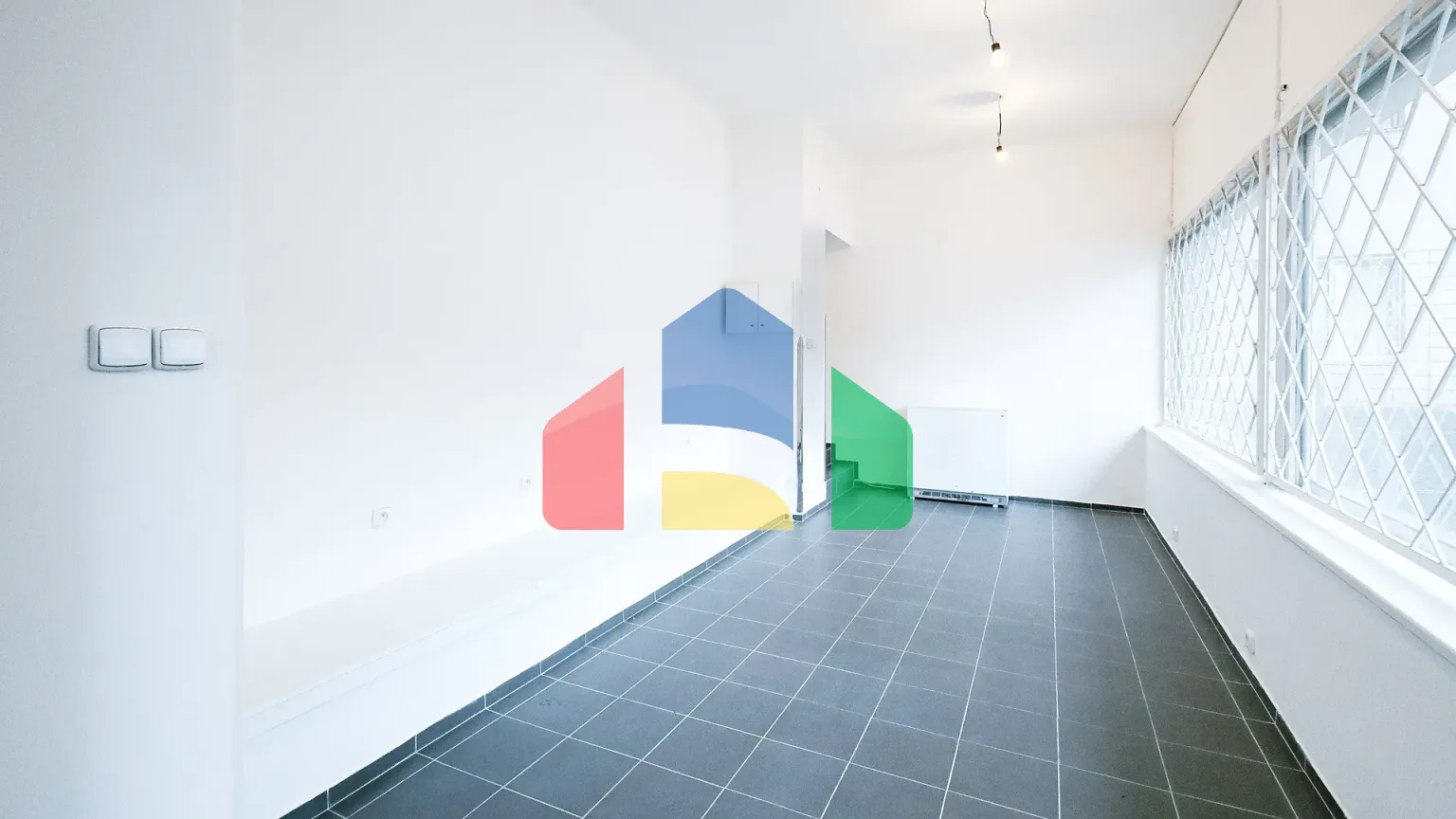 На продажу торговые помещения 79 m²