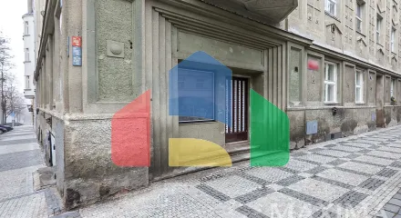 На продажу торговые помещения 53 m²