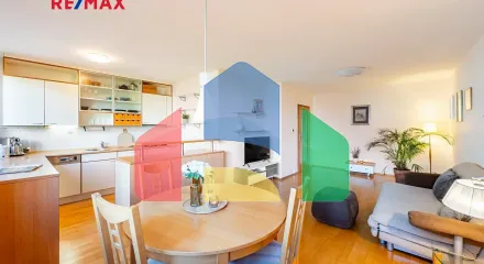 На продажу квартира 3-комн. студия 82 m²