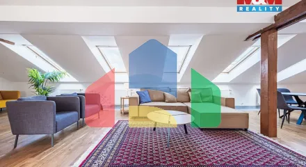 На продажу квартира не стандарт 300 m²