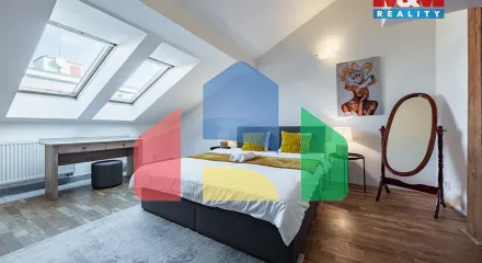 На продажу квартира не стандарт 300 m²