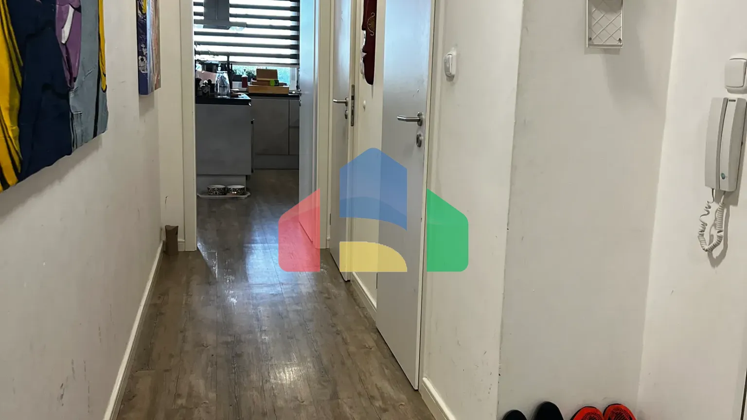 На продажу квартира 3-комн. студия 76 m²