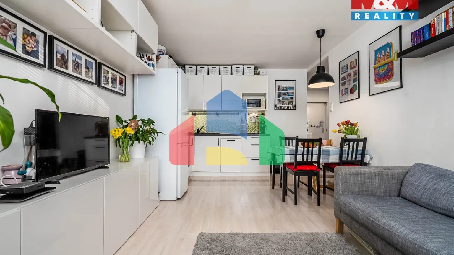 На продажу квартира 2-комн. студия 53 m²