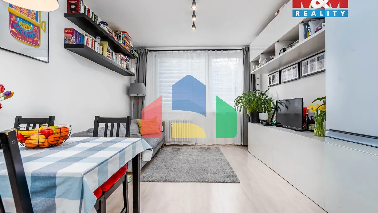 На продажу квартира 2-комн. студия 53 m²