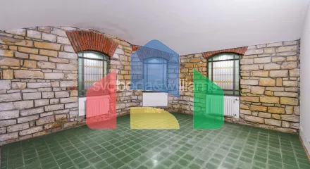 На продажу торговые помещения 132 m²