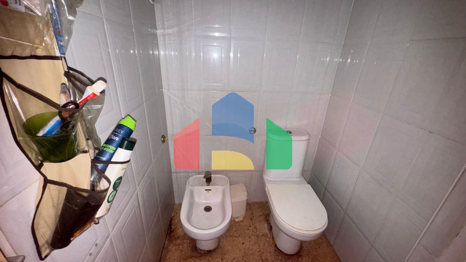 Продаётся квартира на первом этаже — отличный потенциал для ремонта