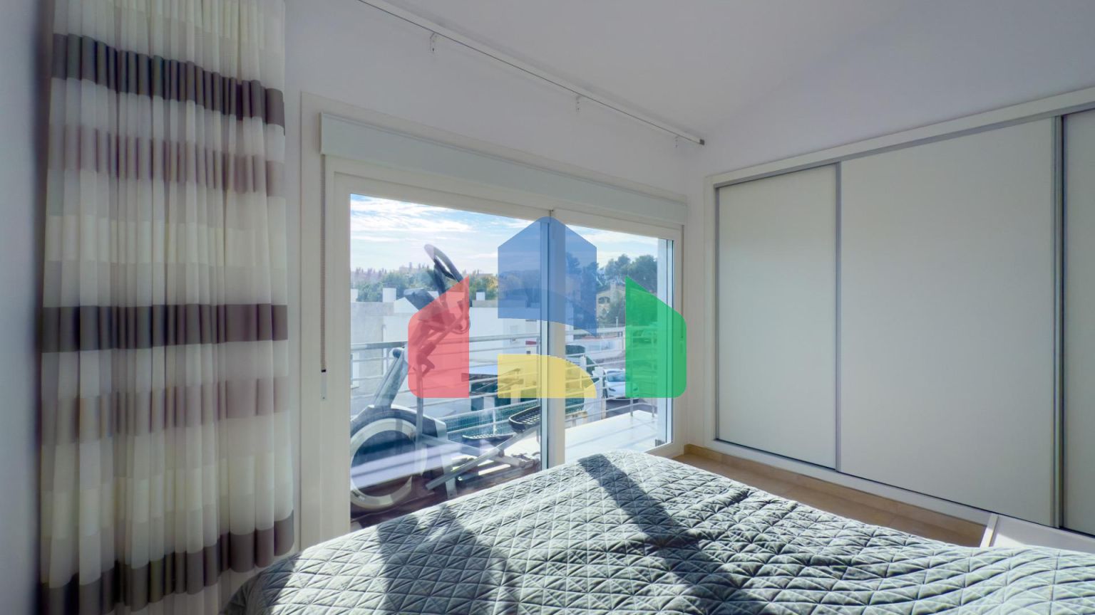 ПРЕКРАСНЫЙ ДОМ ДЛЯ ЖИЗНИ В ЛА НУСИЯ!