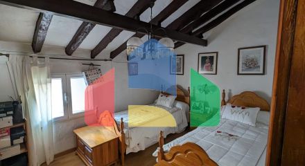 ДВУХКВАРТИРНЫЙ ДОМ В ОЧАРОВАТЕЛЬНОЙ ДЕРЕВНЕ ЛА НУСИЯ