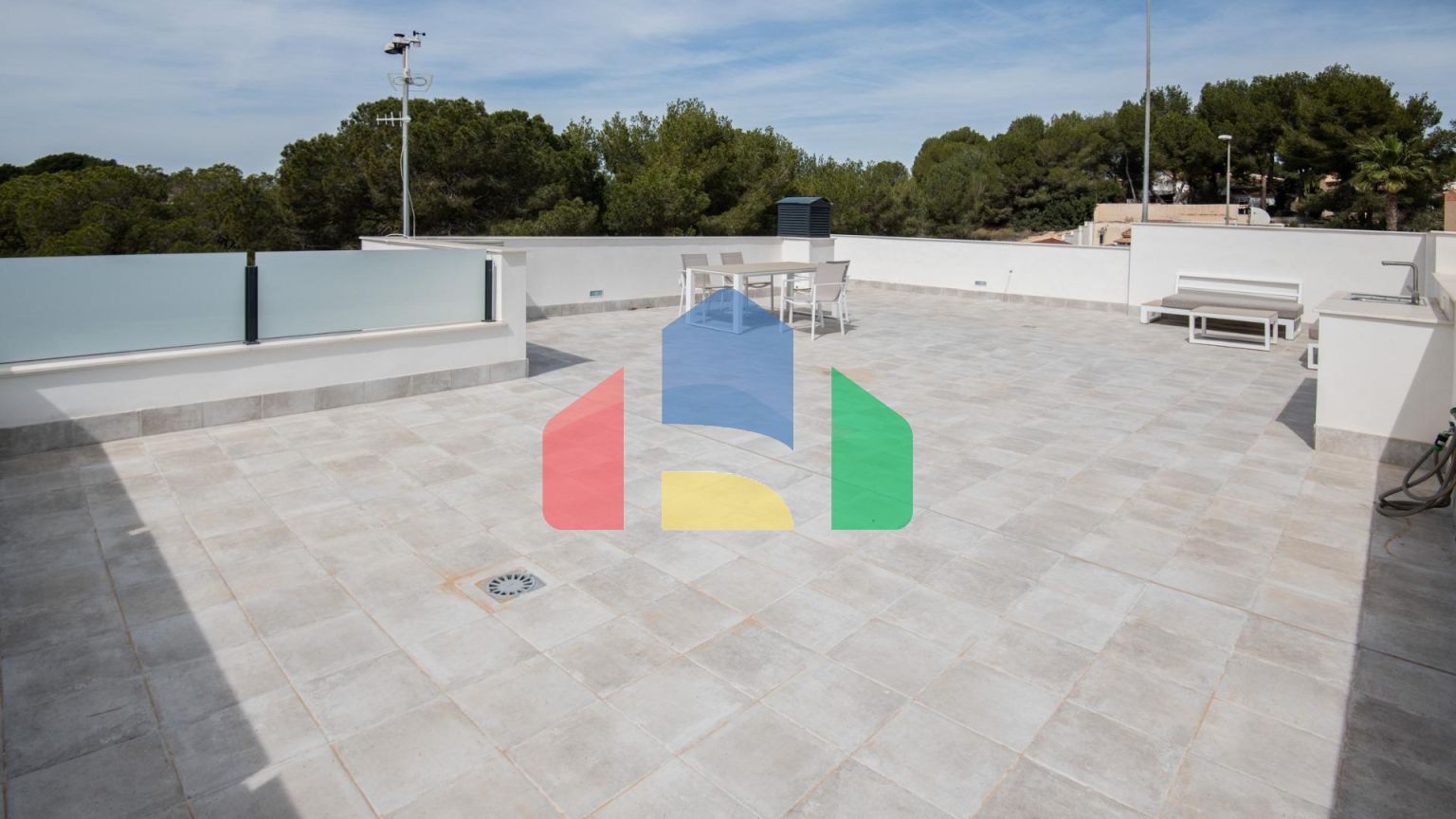 НОВЫЕ ВИЛЛЫ В ПИНАР-ДЕ-КАМПОВЕРДЕ