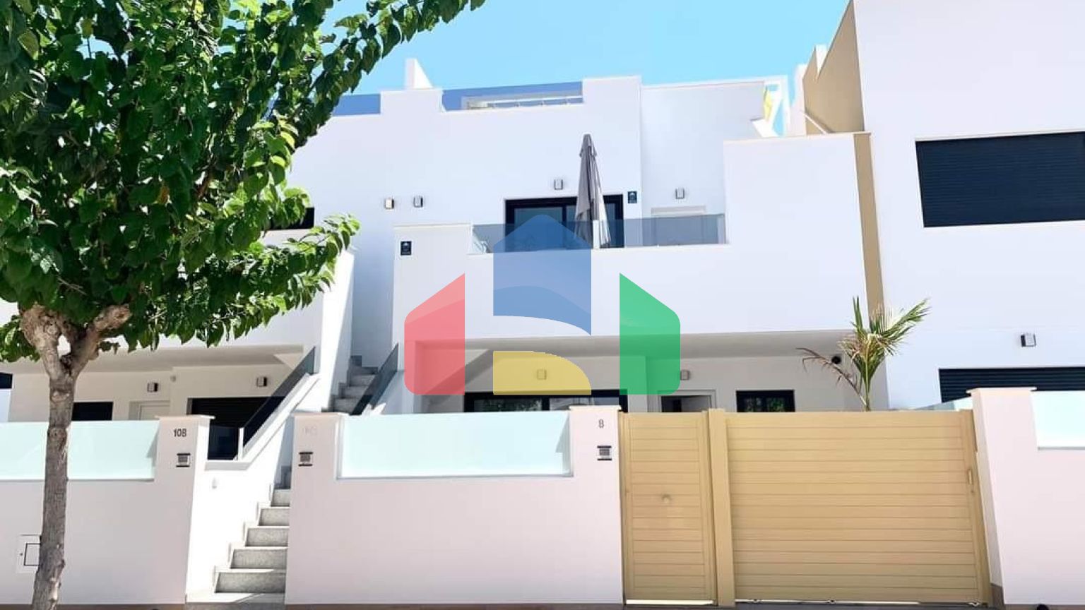 НОВЫЙ ЖИЛОЙ КОМПЛЕКС В ПИЛАР-ДЕ-ЛА-ОРАДАДА