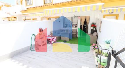 Torre de la Horadada duplex townhouse located directly in front of the communal pool