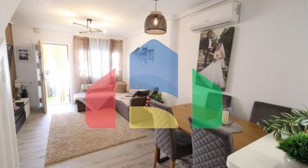 Torre de la Horadada duplex townhouse located directly in front of the communal pool