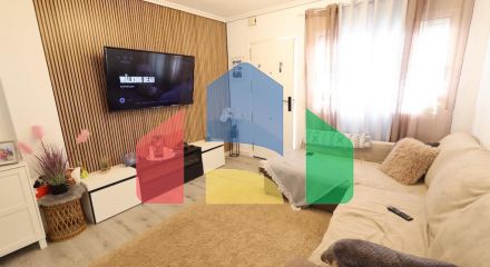 Torre de la Horadada duplex townhouse located directly in front of the communal pool