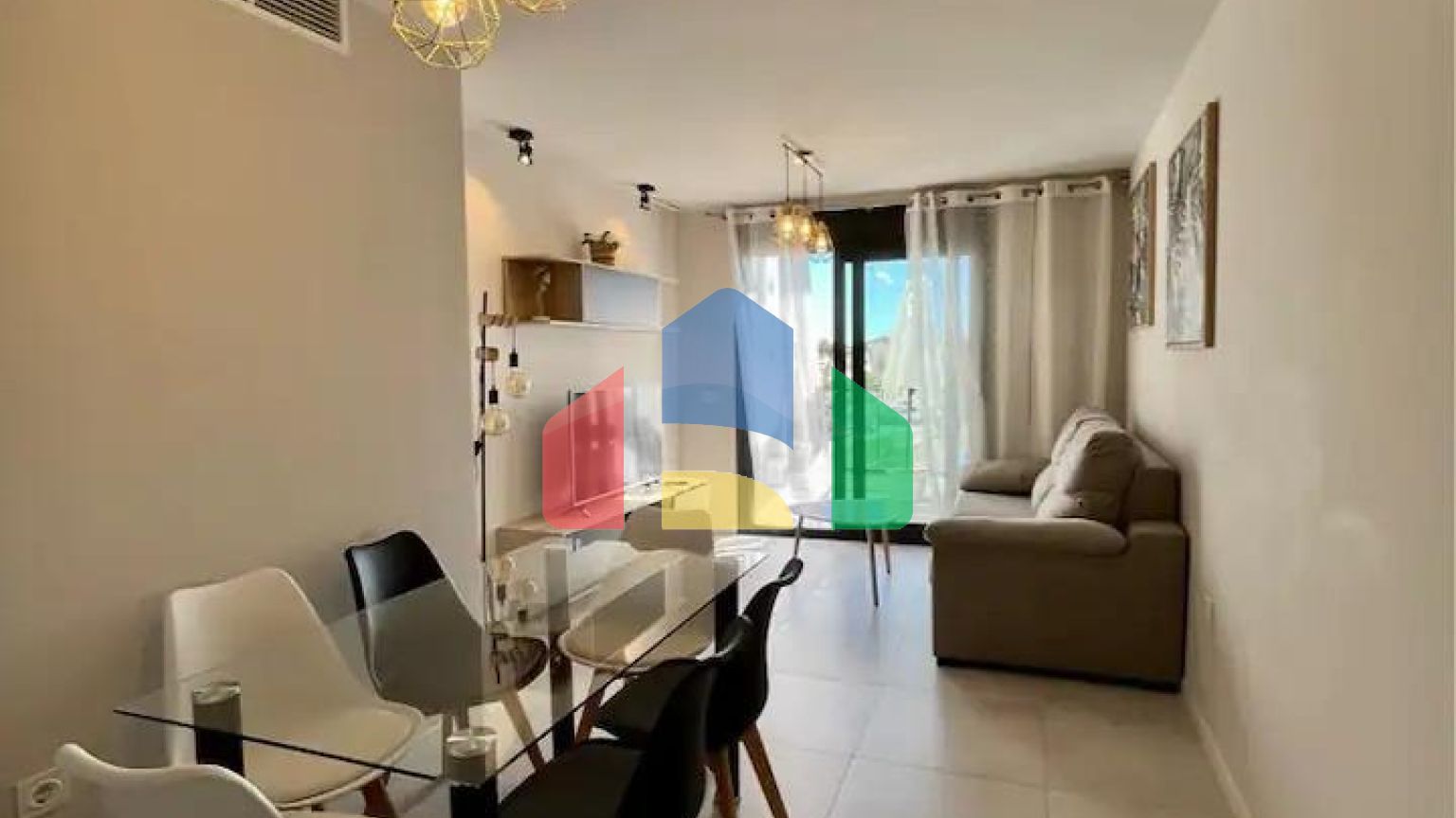 Современная квартира в Пилар-де-ла-Орадда