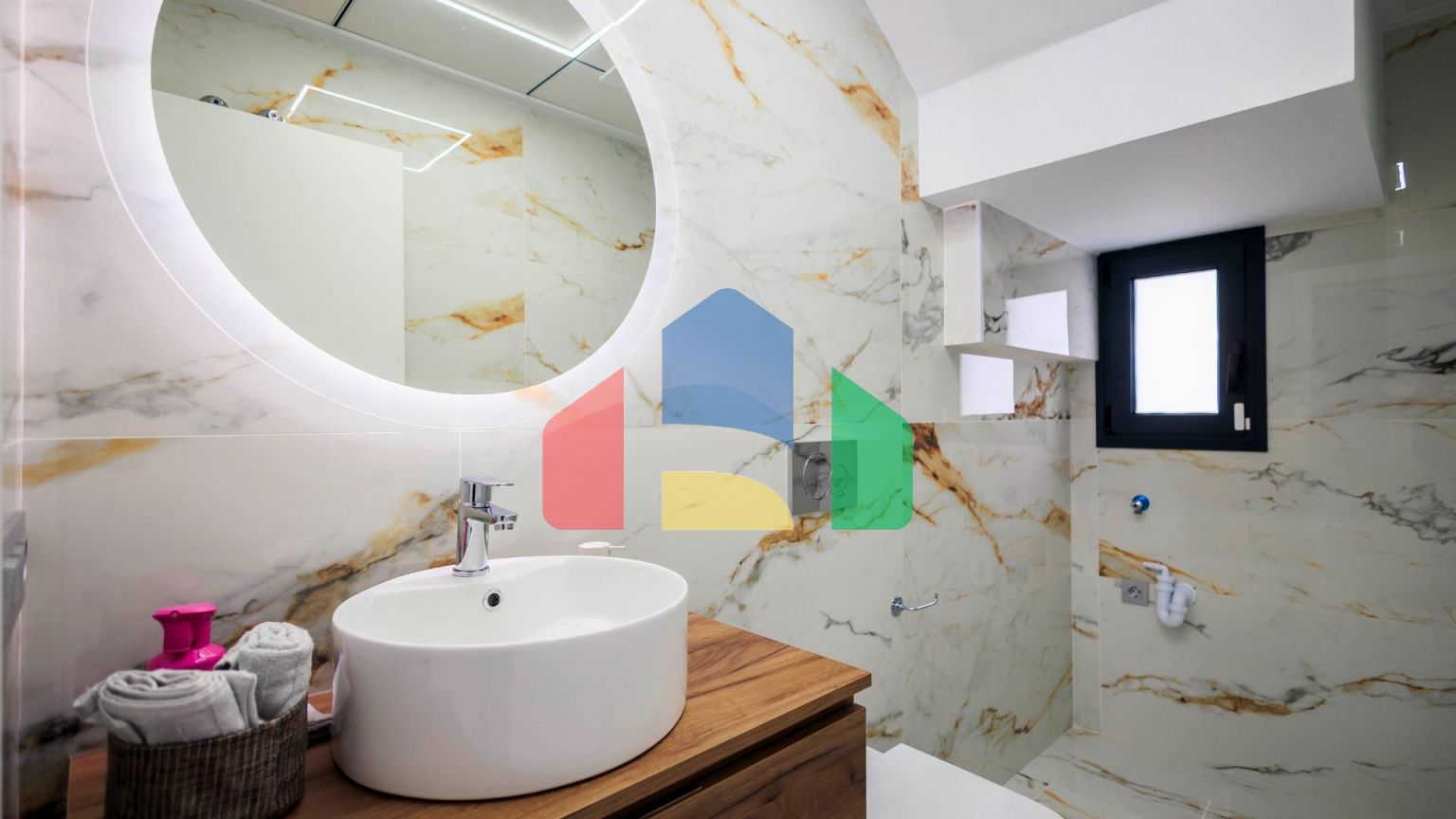 НОВЫЕ ВИЛЛЫ В ПИЛАР-ДЕ-ЛА-ОРАДАДА НА ПОЛЕ ДЛЯ ГОЛЬФА