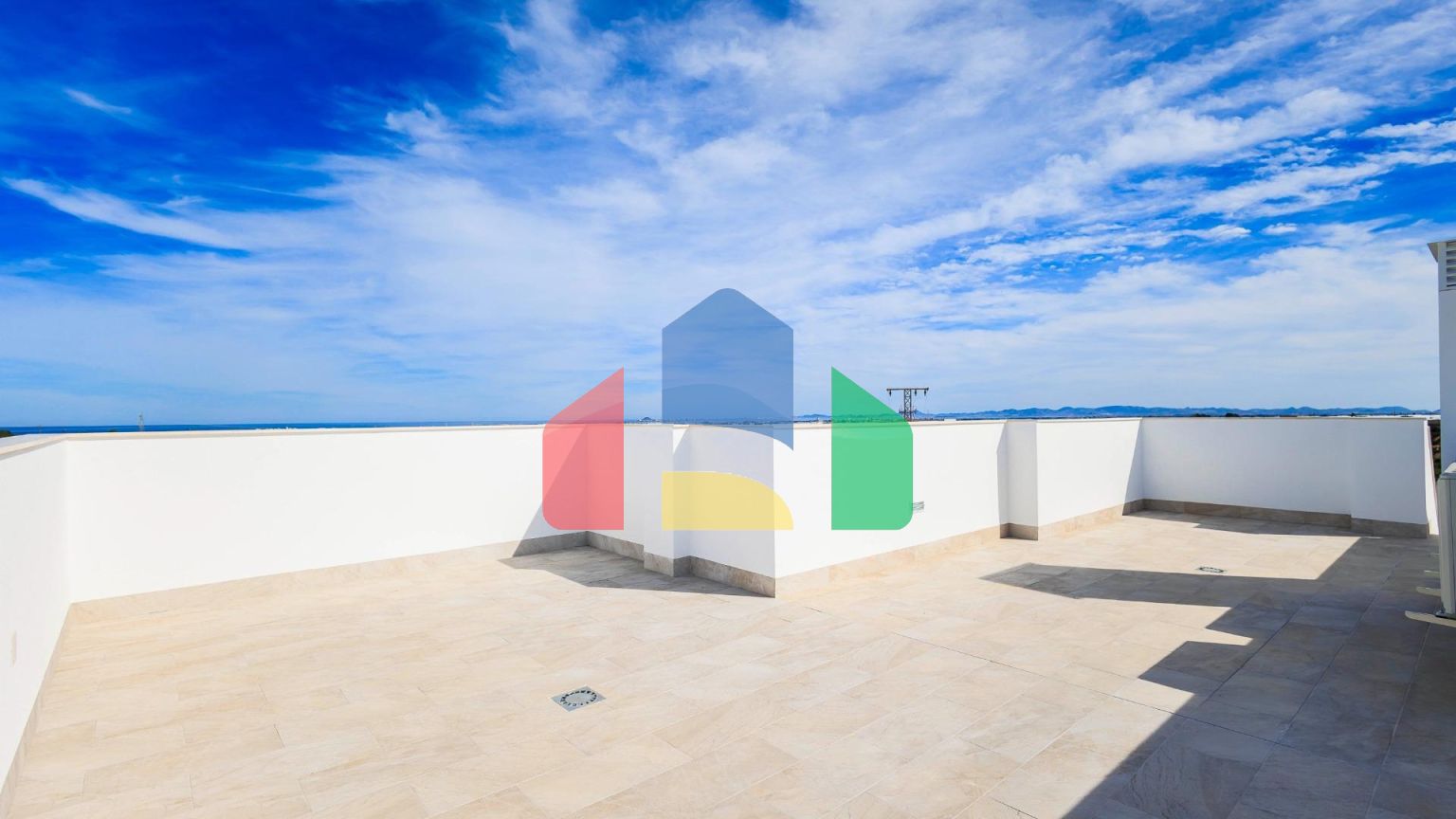 НОВЫЕ ВИЛЛЫ В ПИЛАР-ДЕ-ЛА-ОРАДАДА НА ПОЛЕ ДЛЯ ГОЛЬФА